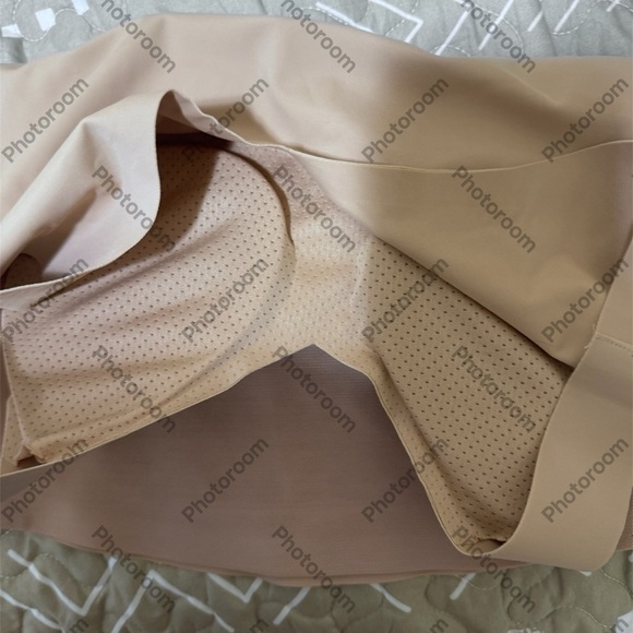 Tan Shapewear Camisole with V-Neck and Wide Straps - Picture 3 of 5